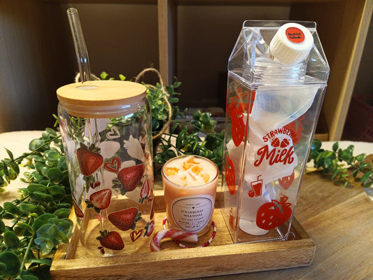 Erdbeerbehälter Set mit Kerze